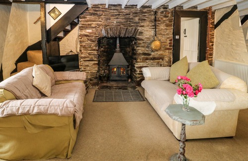 Milton Combe Cabaña | ROSE COTTAGE, pet friendly, luxury holiday cottage in Yelverton