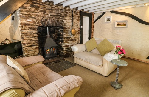 Milton Combe Cabaña | ROSE COTTAGE, pet friendly, luxury holiday cottage in Yelverton