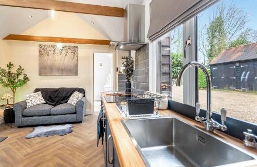 Chipstead Casa | Rose Cottage - Uk49048