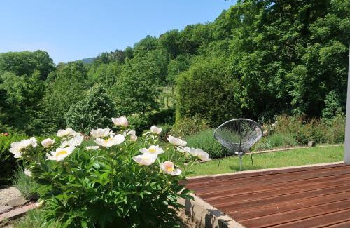 Baden-Baden Apartamento | Rose Garden Retreat Private Terrace Baden-Baden