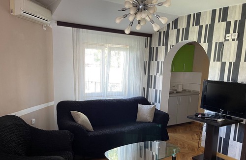 Vozdovac Hotel | Rose Hill