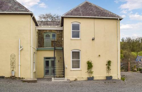 Llanfynydd Casa | Rose Of Sharon - Uk47135
