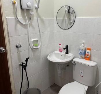 Sekudai Casa | Rose & Ross Homestay Taman Mutiara Rini