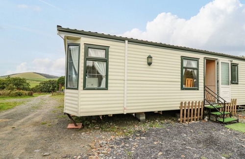 Llanfyrnach Cabaña | ROSEHAVEN, pet friendly, with a garden in Crymych