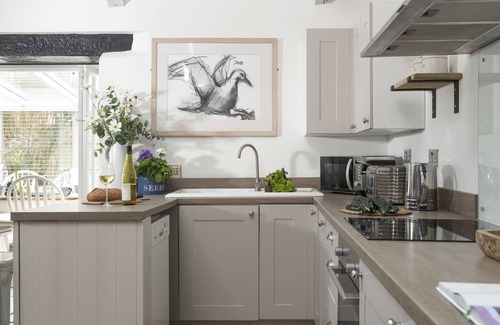 Saint Erth Praze Casa | Rosehendra - A beautifully refurbished pet-friendly barn conversion with two bedrooms, a log burner