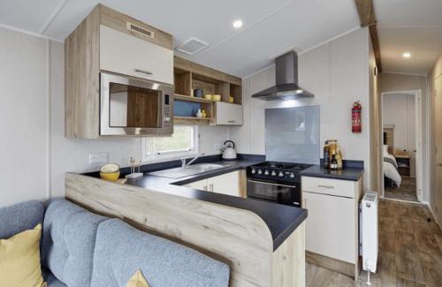 Penzance Casa | Roselands caravan park, Nr Lands End, Cornwall
