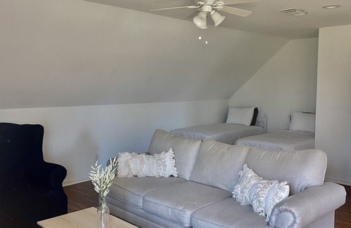 McKinney Casa | RoseMary Barndominium Unit B