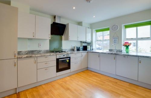 Seaton Casa | Rosemary's - coastal cottage Seaton