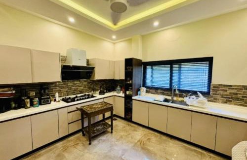 Islamabad Cama Y Desayuno | Rosewood Residence