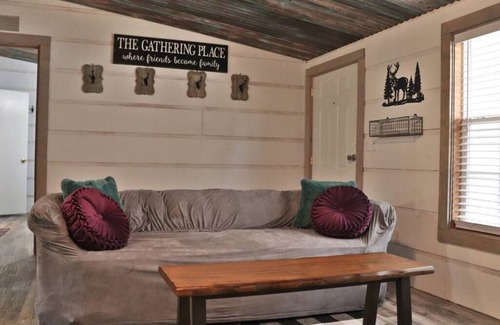 Williamson Casa | Rosie's Roadhouse at Billy Goat Mountain Village