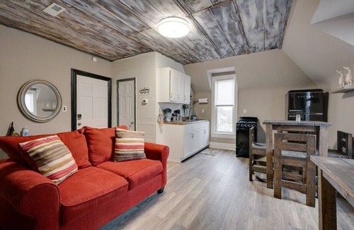 Clarksville Condominio | Ross & Ashley's Retreat (117 Marion St, #4)