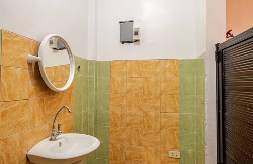Santo Tomas Hotel | Ross Rose Budget Hotel