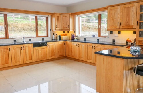 Farranfore Casa | ROSSANEAN, family friendly in Farranfore, County Kerry