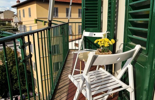 Santa Maria Novella Apartamento | ROSSELLI, FORTEZZA, apartamento nuevo cerca de la estación central, posibilidad