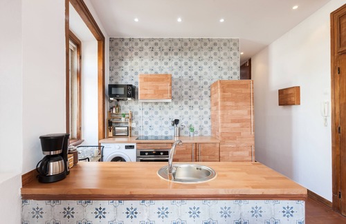 Sao Cristovao e Sao Lourenco Apartamento | Rossio Vintage Two-Bedroom Apartment - by LU Holidays