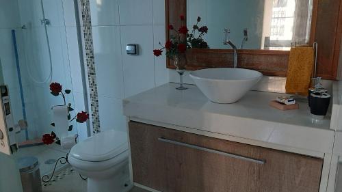 Jardim Ana Maria Apartamento | Rota 12- Hospedagem memorável no Guarujá