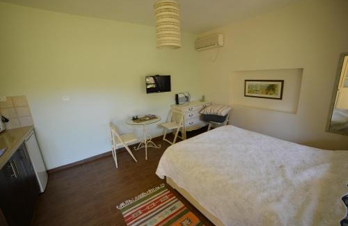 HaGoshrim Casa | Rothschild Galilee Hospitality
