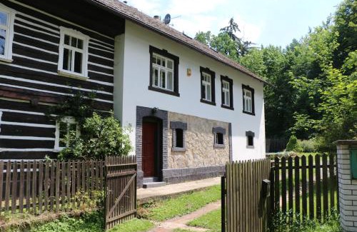 Noviny pod Ralskem Casa | Roubenka nad řekou