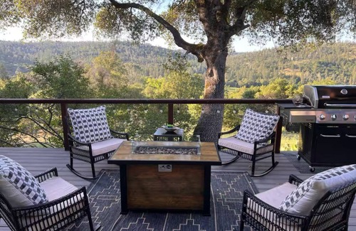 Rough and Ready Casa | Rough & Ready Ranch Retreat- 4 bed/3 bath home w/gorgeous views