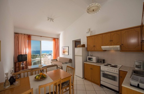 Kato Stalos Apartamento | Rouladina Apt 5