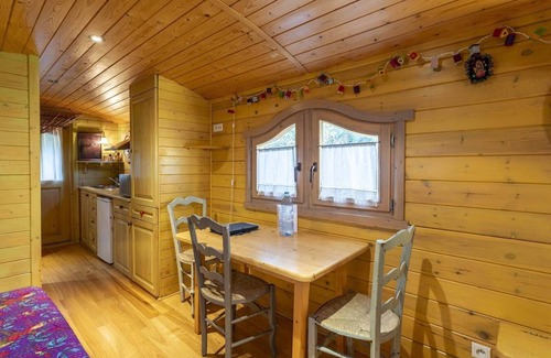 St.-Remy-de-Provence Casa | Caravana-BOHEME-Baño con ducha-Vista al Jardín