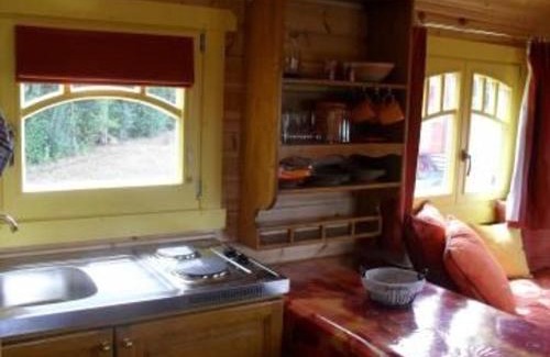 Chantenay-Villedieu Casa | Roulotte bucolique en bois avec terrasse, Vallée de la Sarthe - FR-1-410-188