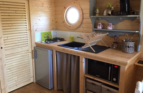 Vix Casa | Roulotte, Canoe, 4 bikes Marais Poitevin La Rochelle