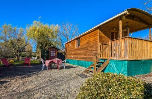 Mouhers Casa | *Roulotte cosy avec piscine, pétanque et jardin près de la maison de George Sand* - FR-1-591-77