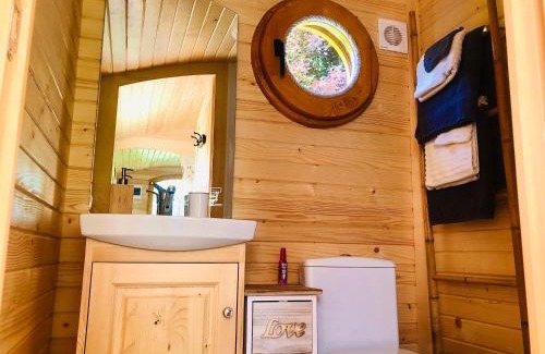 Les Salles Lavauguyon Casa | Roulotte La Chouette des Granges