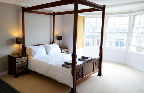 Chipping Sodbury Casa | Rounceval House