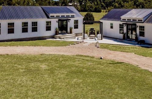 La Grange Casa | Round Top Refuge Guest House