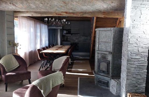 Syote Chalet De Esquí | Rovanperän kelomökit