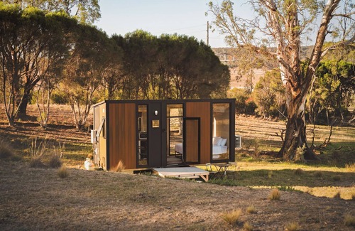 Glenmore Casa | Rowsley Valley Tiny House 1 by Tiny Away