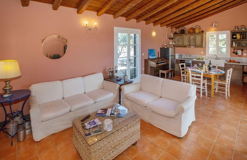 Kilada Casa | Casa aislada de olivares de alta calidad con vista al mar