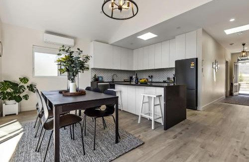 Hepburn Springs Casa | Roxy on Church