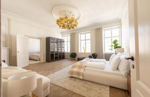 Indre By Apartamento | Royal and Luxurious Manor Apartments