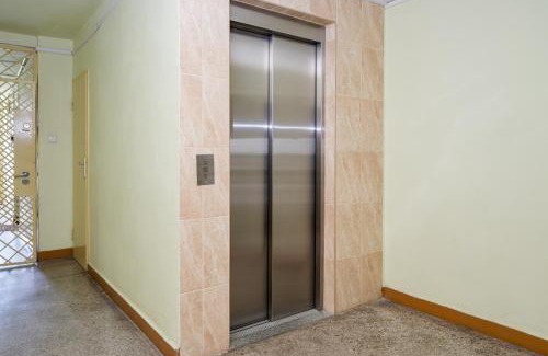 Sielce Apartamento | Royal Baths Inviting Apartment by BookingHost