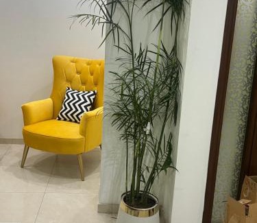 Lahore Apartamento | Royal BNB One bedroom luxury apartment in Downtown Lahore
