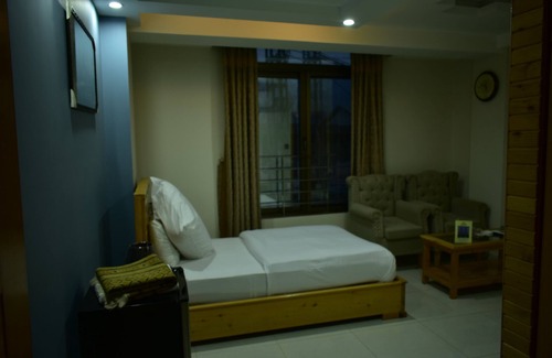 Loralai District Hotel | Royal Continental Hotel Branch 2
