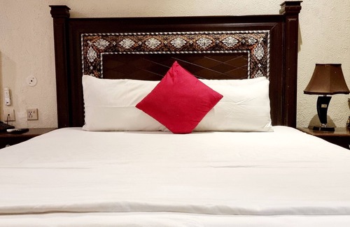 Lahore Hotel | Royal Continental Hotel