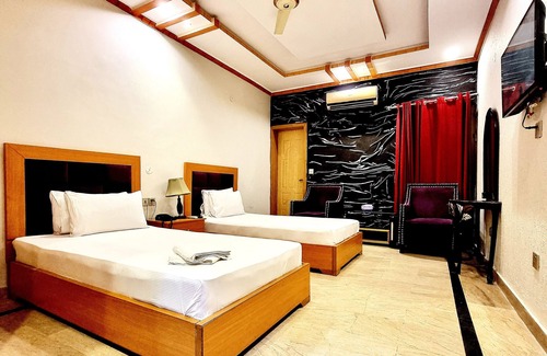Lahore Hotel | Royal Continental Hotel