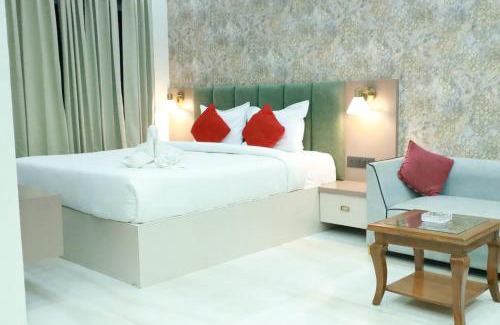 Rohtak Hotel | Royal Delight Resort