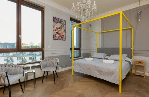 Wilanow Apartamento | Royal Garden Apartment in Wilanow by Renters Prestige