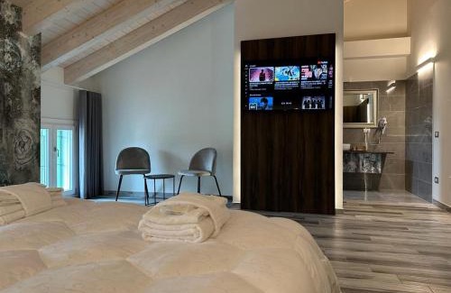 Camin Casa | Royal Garden luxury rooms