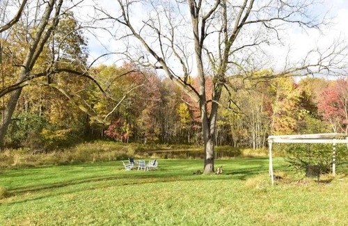 Mount Hope Cabina | Royal Garden Main Cabin