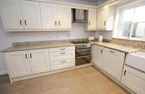 Hillsborough Casa | Royal Hillsborough Village Luxury Townhouse