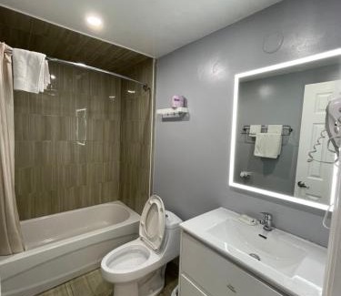 Aldershot Hotel | Royal Inn