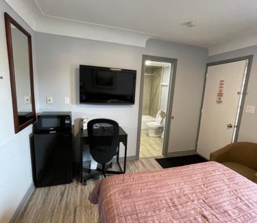 Aldershot Hotel | Royal Inn