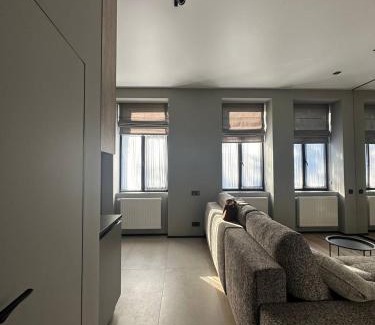 Lviv City Center Apartamento | Royal jacuzzi apartment on Krehivska 10 st