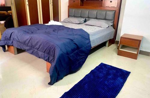 Lakshmipuram Apartamento | Royal King Bed Suite, Service Apartments, 1km to center , Free WI-FI